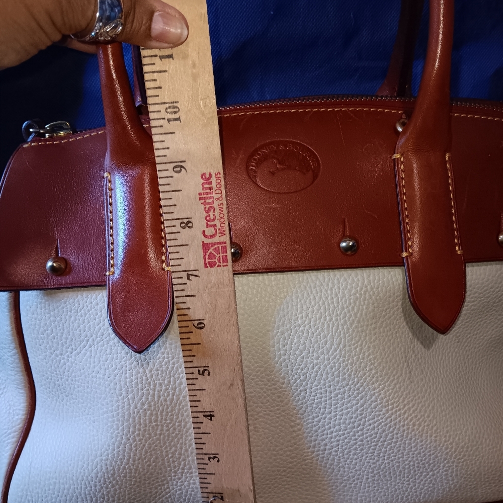 Dooney and bourke satchel - Picture 3 of 10